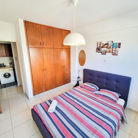 Seaside Heaven Apartment With Pool Larnaca Dış mekan fotoğraf