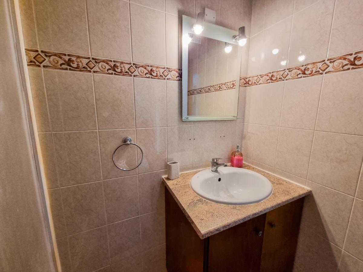 Seaside Heaven Apartment With Pool Larnaca Dış mekan fotoğraf